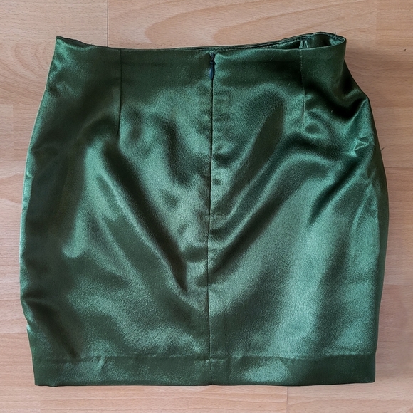 Custom made skirt and top set - Picture 4 of 6